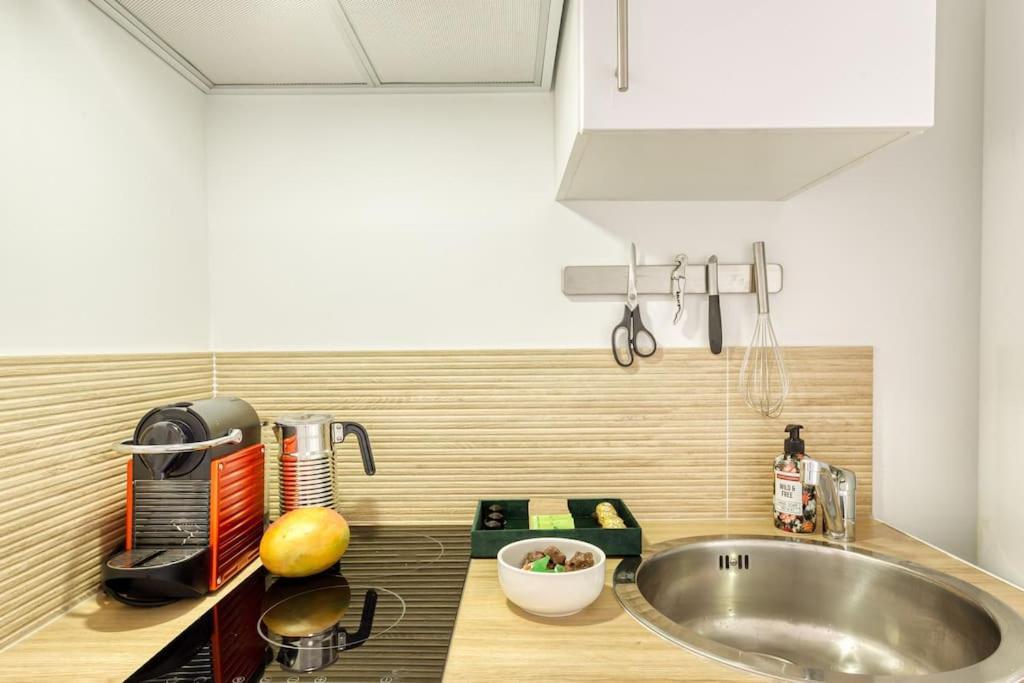 Suite Love Jacuzzi Montévrain Eksteriør bilde