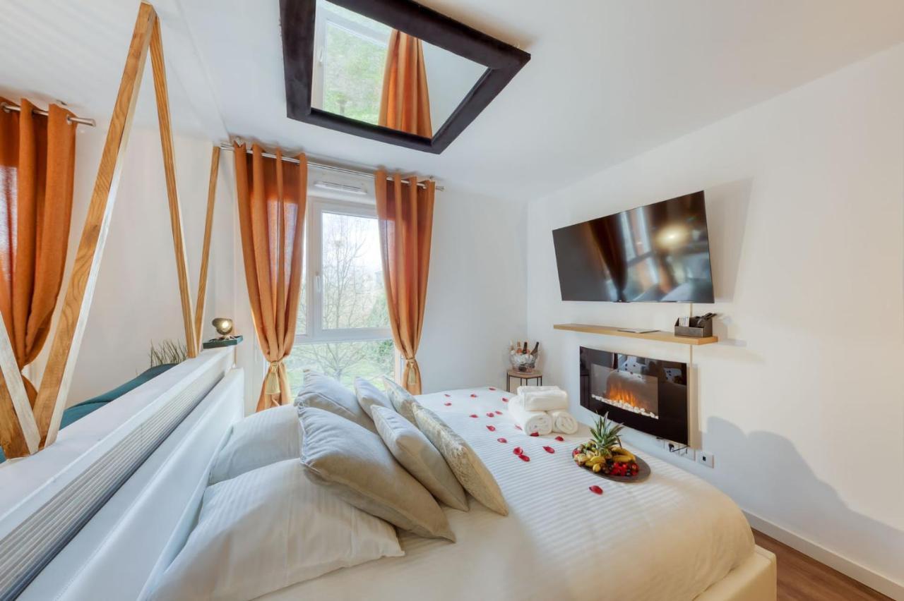 Suite Love Jacuzzi Montévrain Eksteriør bilde