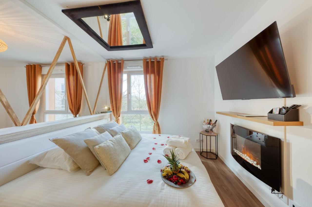 Suite Love Jacuzzi Montévrain Eksteriør bilde